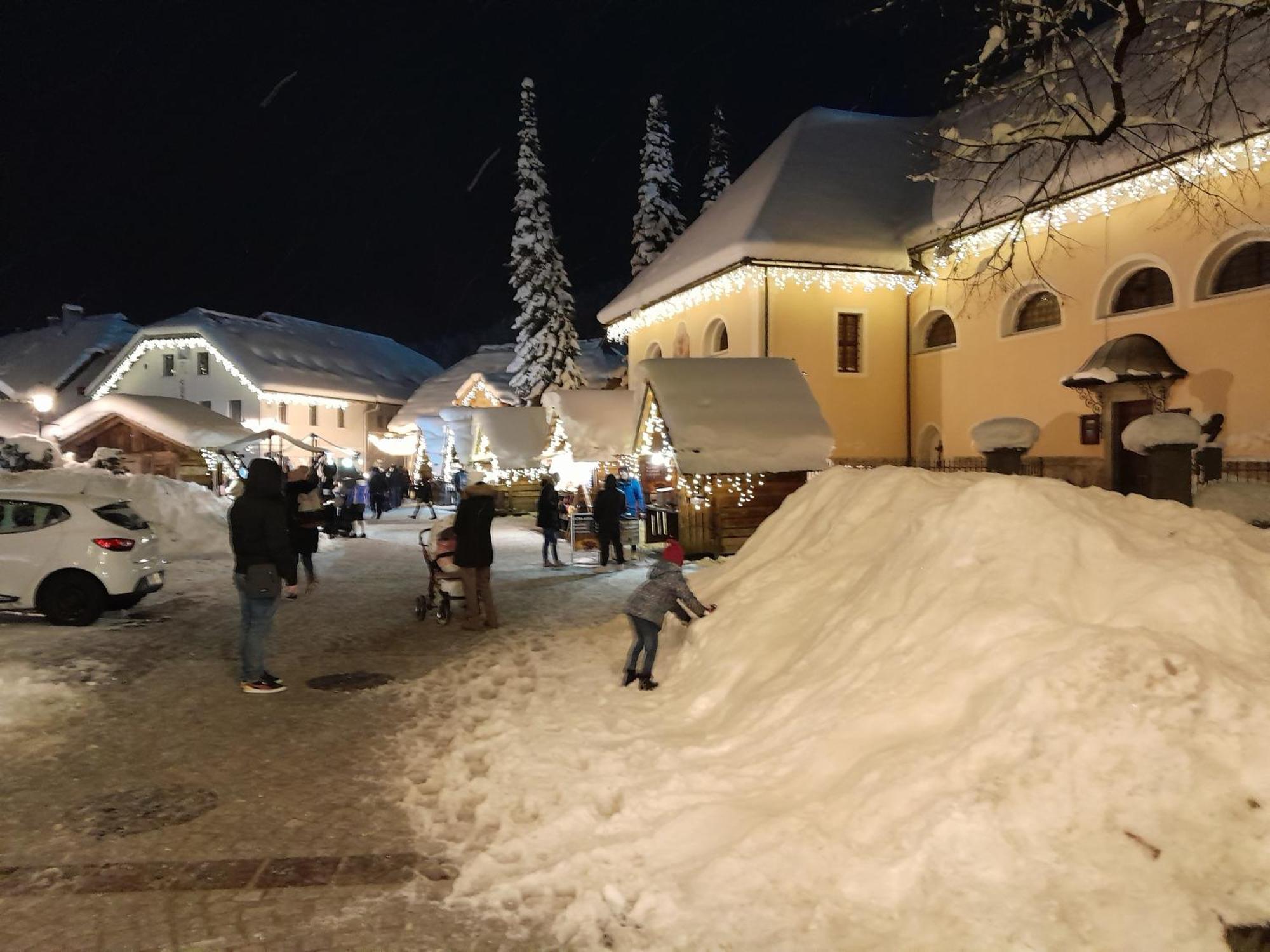 Les Chalet Kranjska Gora Duplex ภายนอก รูปภาพ